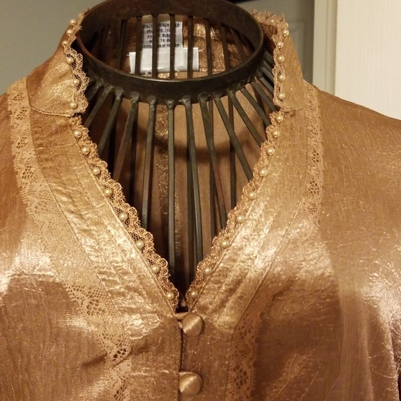 Blouse - Picture 2 of 5